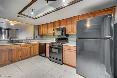6518 Ironbark Lane Kitchen