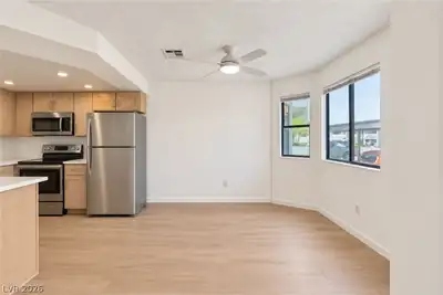 2713 Otter Creek Court 102, Las Vegas, NV 89117 Dining Area