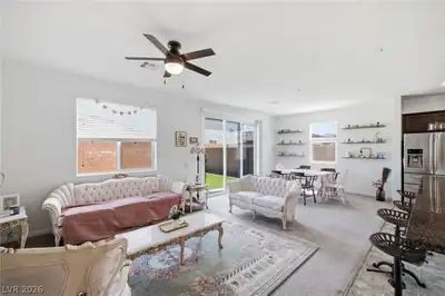 268 Horsetail Falls Street Living Room