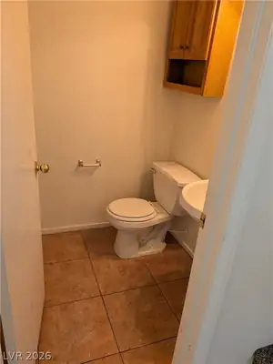 9269 Adamshurst Avenue Bathroom