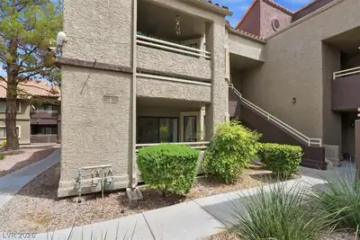 5042 South Rainbow Boulevard 101, Las Vegas