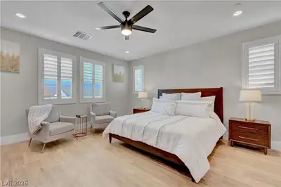 10226 Bismarck Palms Avenue Primary Bedroom