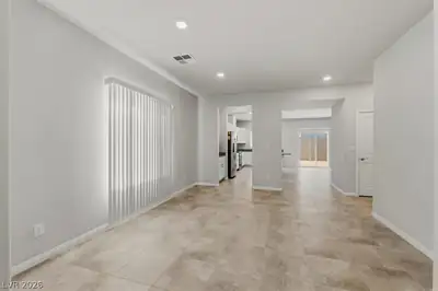 1058 Willow Berry Avenue Dining Area