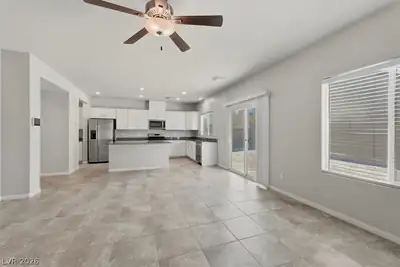 1058 Willow Berry Avenue Kitchen