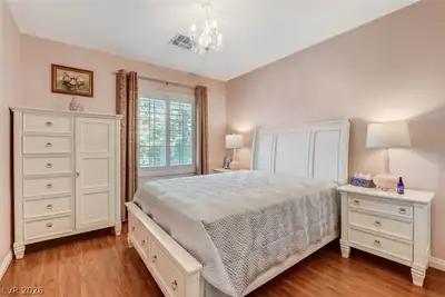 3809 Moonshine Falls Avenue Bedroom