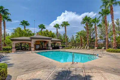 3809 Moonshine Falls Avenue Pool