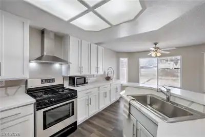 8408 Dunphy Court, Las Vegas