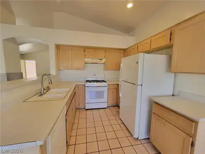 8020 HURRICANE COVE Court 0, Las Vegas, NV 89129 Kitchen