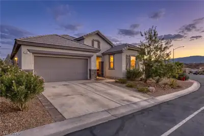 467 Cliffrose Avenue, Mesquite