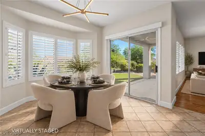 2570 Youngtown Avenue Dining Area