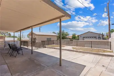 652 C Patio