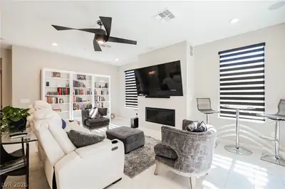 23 Cliffwater Street Living Room