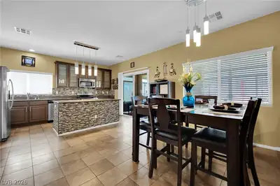 205 Gemstone Hill Avenue Dining Area