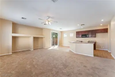 8121 Retriever Avenue Living Room