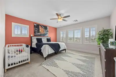 2961 Barrett Springs Avenue Bedroom