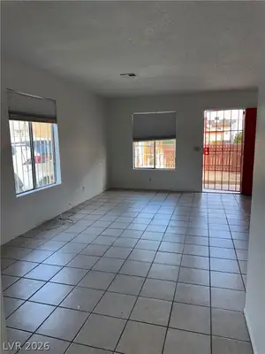 1808 Goldfield Street A Living Room