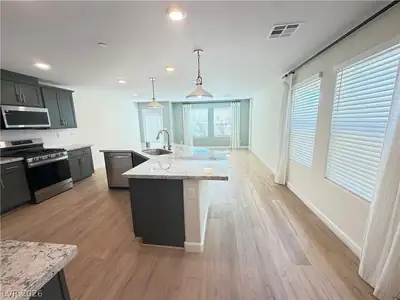 541 Bellum Drive 1065 Kitchen