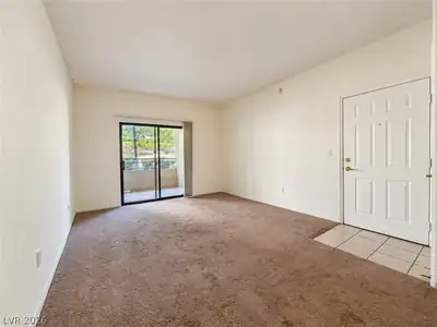 8250 North Grand Canyon Drive 1090 Living Room