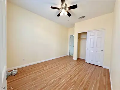 6088 Castle Gardens Avenue Bedroom