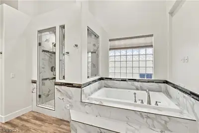 5434 Pendini Point Court, Las Vegas, NV 89141 Primary Bathroom