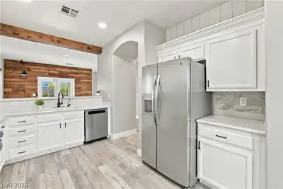 1421 Winters Run Avenue, Las Vegas, NV 89183 Kitchen