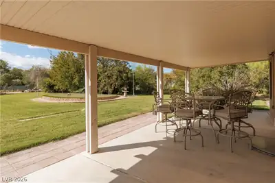 195 West Perkins Avenue Patio
