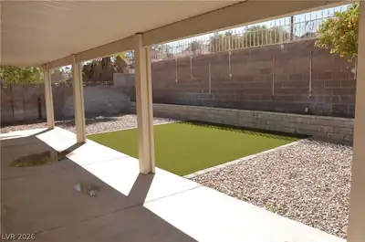 2717 Camphor Tree Street Patio