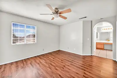 1517 Bellglen Drive Primary Bedroom
