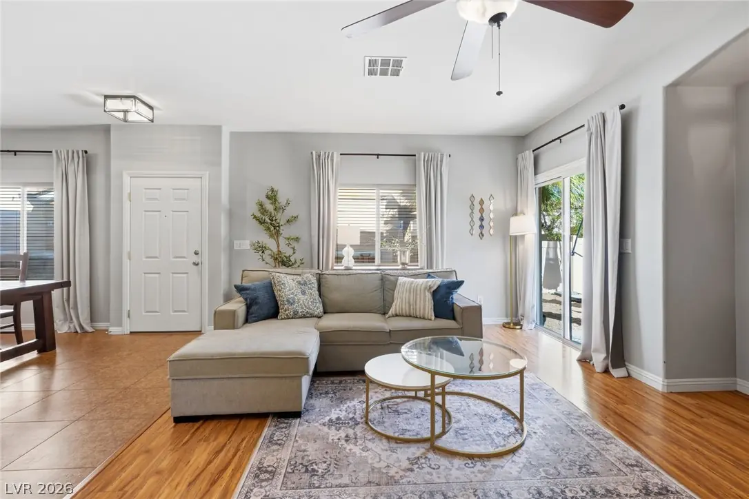 8789 Horizon Wind Avenue 103