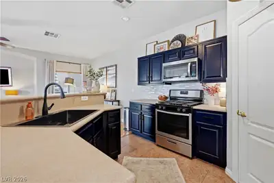 8789 Horizon Wind Avenue 103 Kitchen