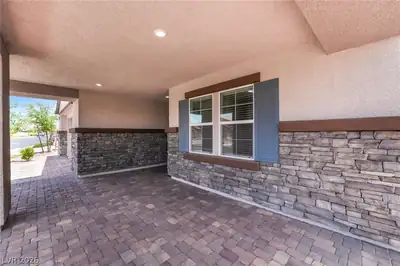 3513 Lamberto Cliff Way Patio
