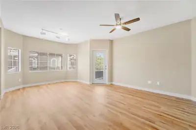 830 Carnegie Street 1622 Living Room