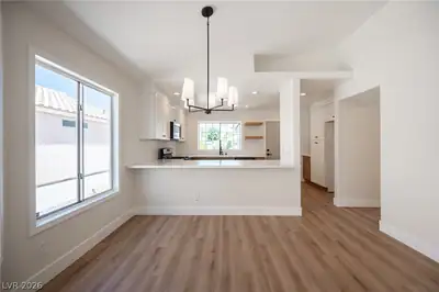 5775 Ballinger Drive Dining Area