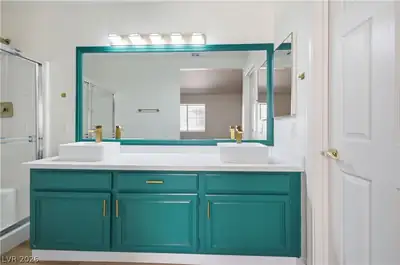 315 Seine Way 315 Primary Bathroom