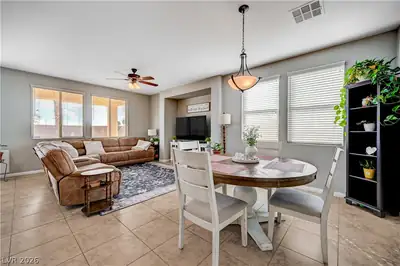 1863 Gentle Dawn Avenue Dining Area