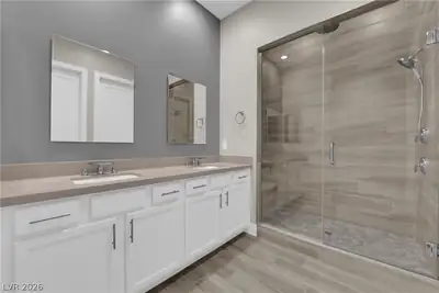 9828 Iron Sky Court, Las Vegas, NV 89148 Primary Bathroom