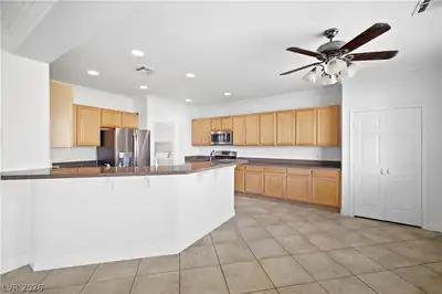 5629 Lookout Crest Street Kitchen