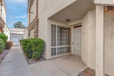 3661 Renovah Street 101 Las Vegas, NV 89129