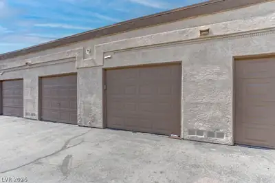3661 Renovah Street 101 Garage