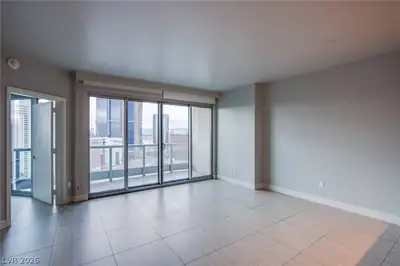222 Karen Avenue 2604 Living Room