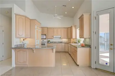 1112 Boletus Drive, Henderson, NV 89011 Kitchen
