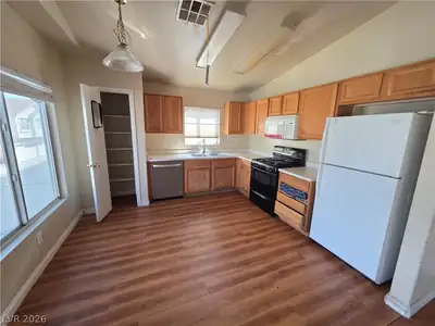 5937 High Steed Street 101 Kitchen