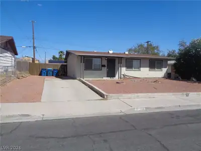6244 Evergreen Avenue Front of Structure