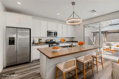 291 Mount Barcroft Drive Kitchen