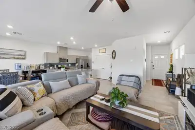 392 Larksong Avenue, Henderson, NV 89011 Living Room