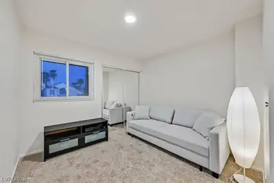 129 Wynntry Drive Bedroom