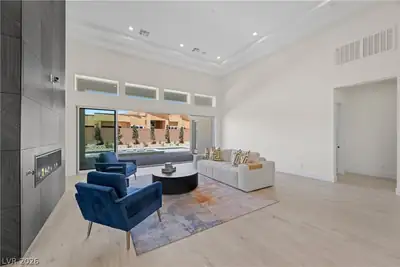 8835 South Monte Cristo Way Living Room
