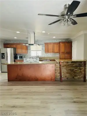 5211 Gloucester Circle Kitchen