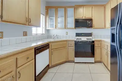 75 North Valle Verde Drive 522 Kitchen