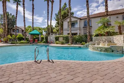 75 North Valle Verde Drive 522 Pool